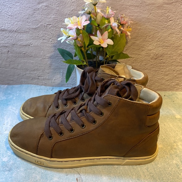 Ugg boots SZ 7 wos - Picture 2 of 7